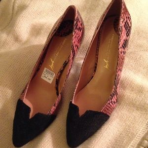 🔥Last Chance🔥NWT Christian Siriano Pumps Size 8.